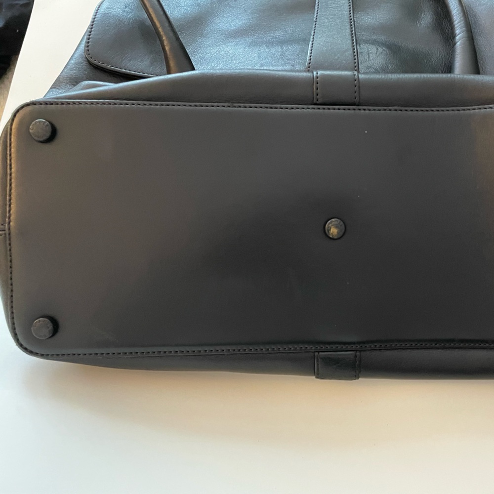 Authentic Chanel Vintage Black CC Turn-lock Leather Satchel - Picture 5 of 13